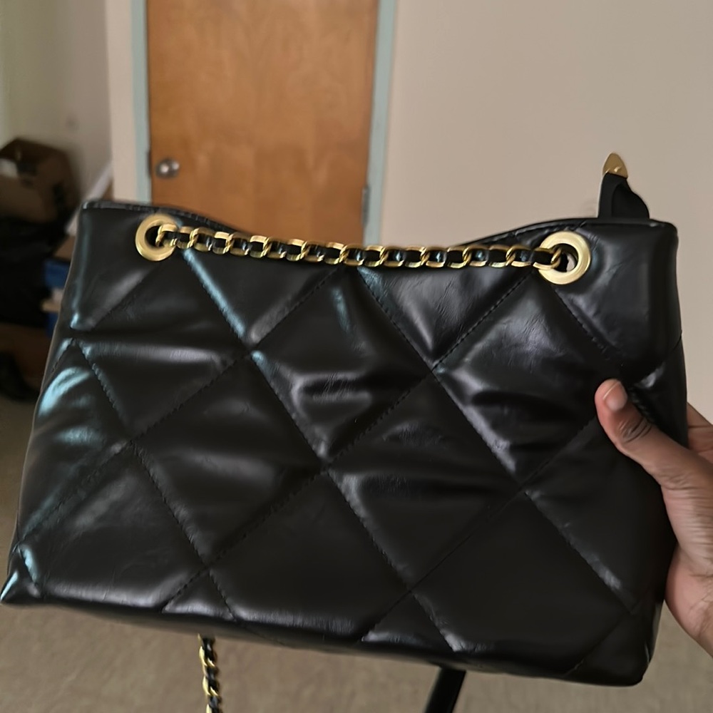 Dubai Sling Bag
